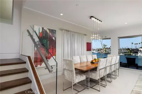 Dining - 5517 E Ocean, Long Beach, CA 90803 photo 3 of 4
