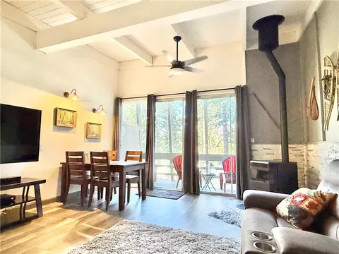 24 Tyrol Ln #103, Mammoth Lakes, CA 93546
