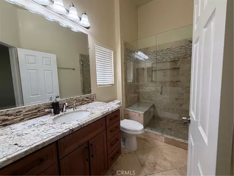 Bath - 25420 Sheffield Ln, Saugus, CA 91350 photo 2 of 4