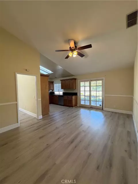 Living - 25420 Sheffield Ln, Saugus, CA 91350 photo 7 of 7