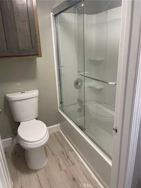 Bath - 5746 Tilton, Jurupa Valley, CA 92509 photo 1 of 10