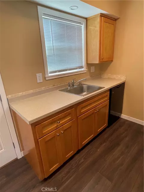 Kitchen - 3295 Rubidoux, Jurupa Valley, CA 92509 photo 6 of 10