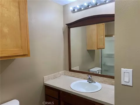 Bath - 3295 Rubidoux, Jurupa Valley, CA 92509 photo 7 of 9