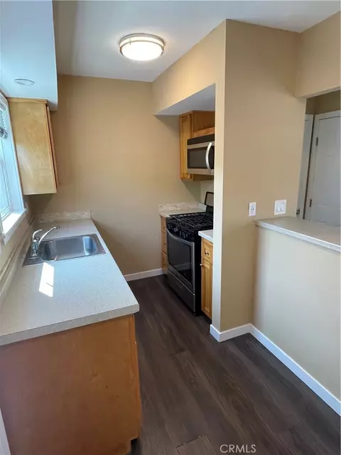 Kitchen - 3295 Rubidoux, Jurupa Valley, CA 92509 photo 4 of 10