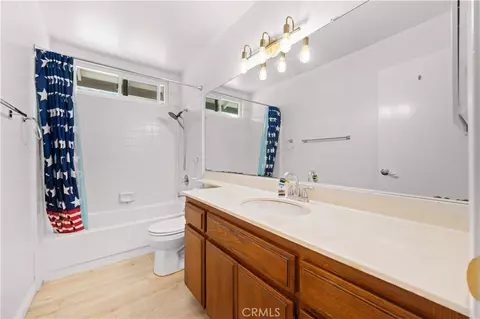 Bath - 26 Appomattox, Irvine, CA 92620 photo 2 of 4