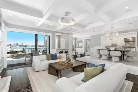 3212 Portofino Cir, Huntington Beach, CA 92649