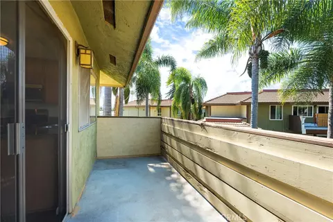 Exterior - 615 Fredricks #104, Oceanside, CA 92058 photo 1 of 5
