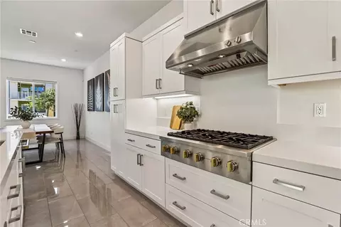 Entry Way - 337 Abacus, Irvine, CA 92618 photo 3 of 6