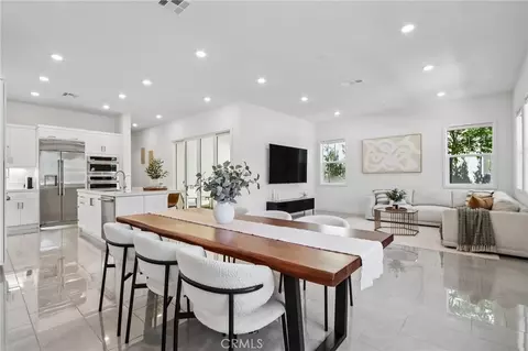 Dining - 337 Abacus, Irvine, CA 92618 photo 5 of 5