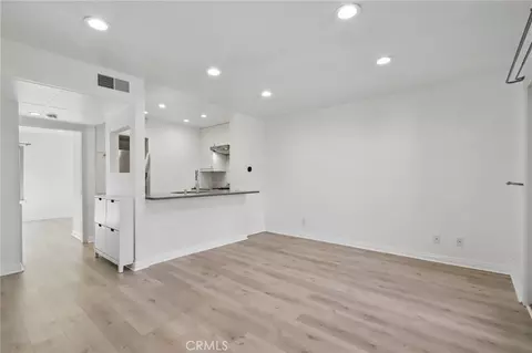 Living - 288 Tangelo, Irvine, CA 92618 photo 5 of 10