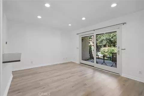 288 Tangelo, Irvine, CA 92618 photo 2