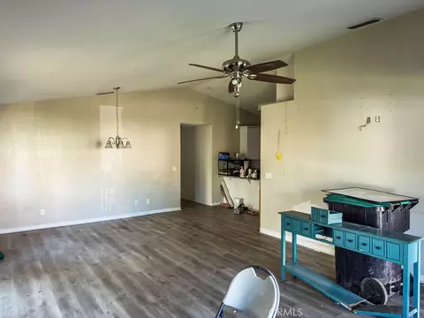 Living - 540 Fairview Dr, Gridley, CA 95948 photo 2 of 4