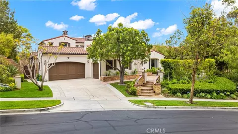 22 Crest Ter, Irvine, CA 92603