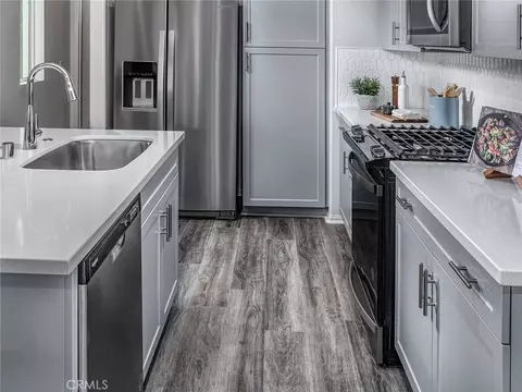 Kitchen - 567 Toledo Way, Oceanside, CA 92057 photo 2 of 2