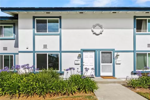 16507 Caballero Ln, Huntington Beach, CA 92649