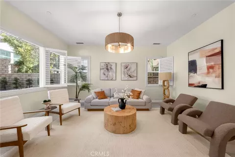 22 Lark, Lake Forest, CA 92630