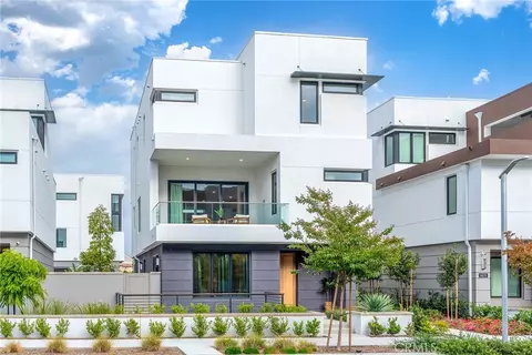 16158 Veterans Way, Tustin, CA 92782