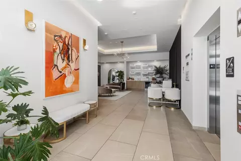 Entry Way - 709 E Walnut St #315, Pasadena, CA 91101 photo 2 of 2