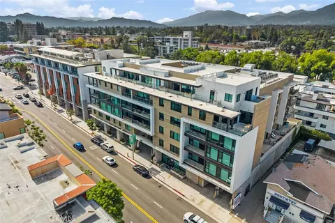 View/Area - 709 E Walnut St #315, Pasadena, CA 91101 photo 4 of 6