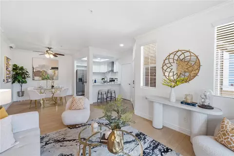 225 Gallery, Tustin, CA 92782