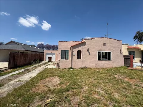 137 Elm Ave, Fullerton, CA 92832