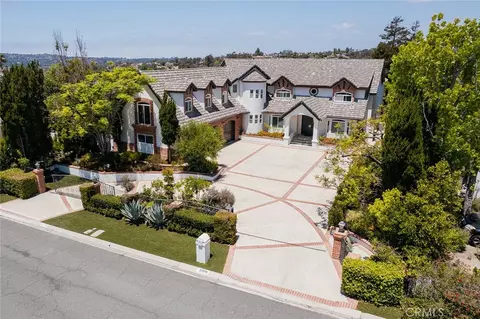 27070 Hidden Trail Rd, Laguna Hills, CA 92653