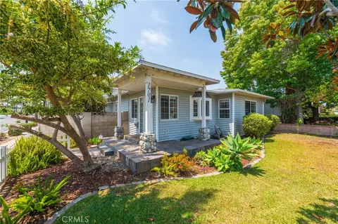 1701 Lake St, Huntington Beach, CA 92648