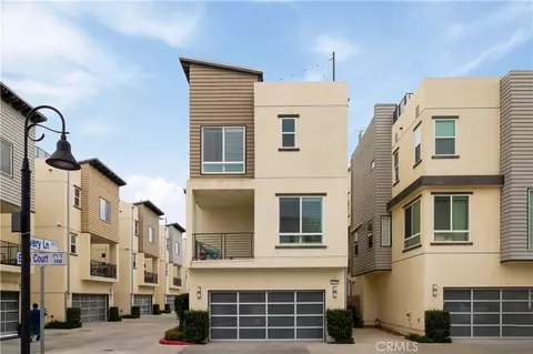 2138 Bella Ct, Costa Mesa, CA 92627