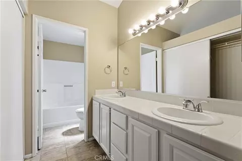 Bath - 31337 Huron St, Temecula, CA 92592 photo 2 of 2