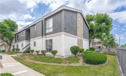 2803 S Fairview #C, Santa Ana, CA 92704