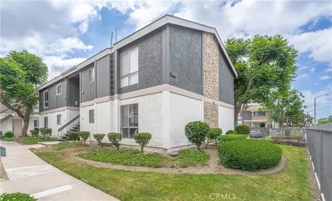 2803 S Fairview #C, Santa Ana, CA 92704