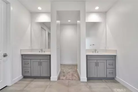 Entry Way - 100 Whisper Rock, Irvine, CA 92602 photo 2 of 3