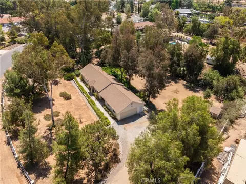View/Area - 16639 Fox Gln, Riverside, CA 92504 photo 5 of 5