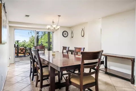 Dining - 16639 Fox Gln, Riverside, CA 92504 photo 1 of 1