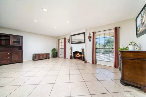 Living - 16639 Fox Gln, Riverside, CA 92504 photo 1 of 4