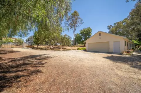 Exterior - 16639 Fox Gln, Riverside, CA 92504 photo 20 of 23