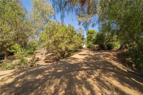 Exterior - 16639 Fox Gln, Riverside, CA 92504 photo 15 of 23