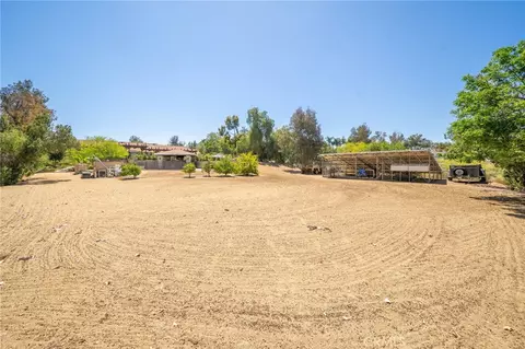 Exterior - 16639 Fox Gln, Riverside, CA 92504 photo 10 of 19