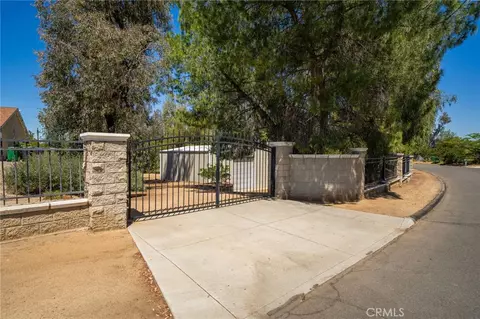 Other - 16639 Fox Gln, Riverside, CA 92504 photo 15 of 22