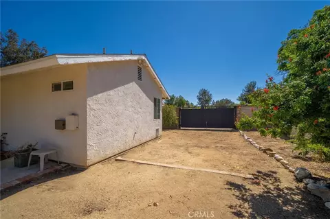 Exterior - 16639 Fox Gln, Riverside, CA 92504 photo 6 of 23