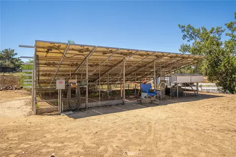 Exterior - 16639 Fox Gln, Riverside, CA 92504 photo 12 of 23