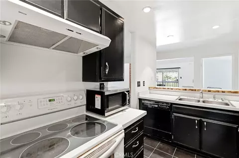 Kitchen - 7890 E Spring St #11E, Long Beach, CA 90815 photo 3 of 3