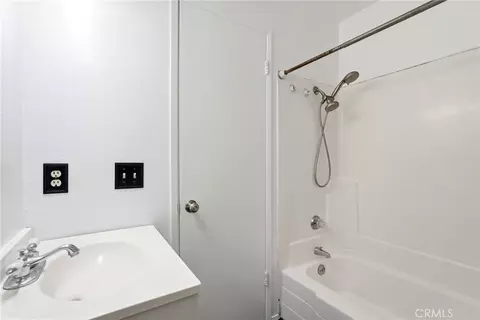 Bath - 7890 E Spring St #11E, Long Beach, CA 90815 photo 4 of 4