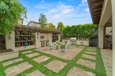 208 Radial, Irvine, CA 92618