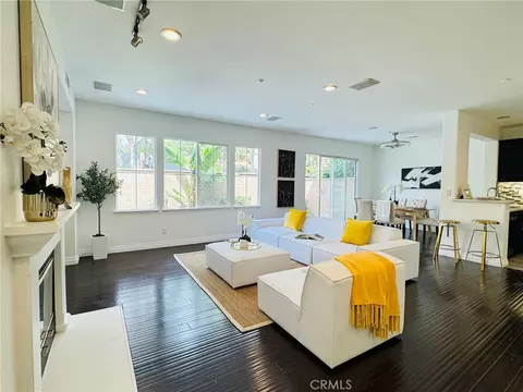 10 Salton, Irvine, CA 92602
