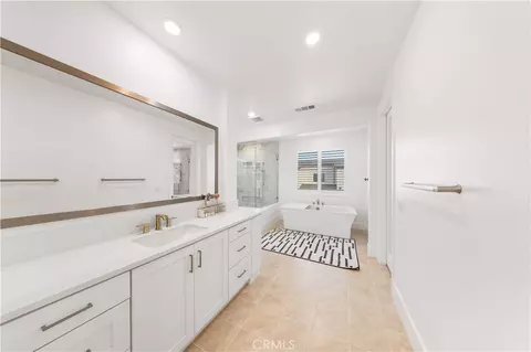 Bath - 262 Sora, Irvine, CA 92618 photo 1 of 4