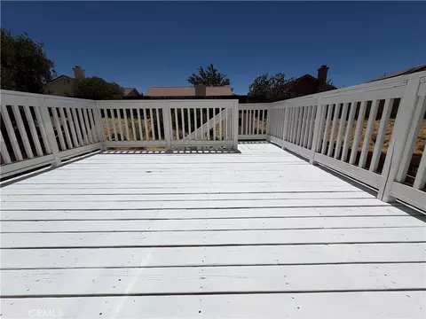 Exterior - 1860 Ivory, Palmdale, CA 93550 photo 3 of 9