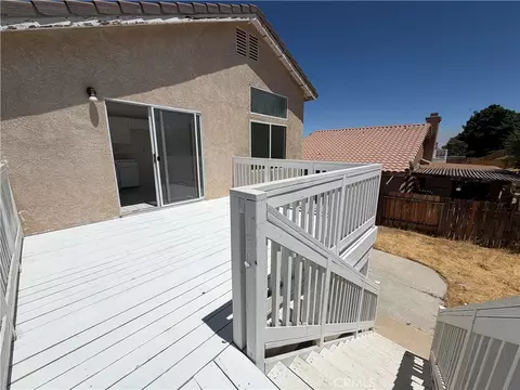 Exterior - 1860 Ivory, Palmdale, CA 93550 photo 4 of 9