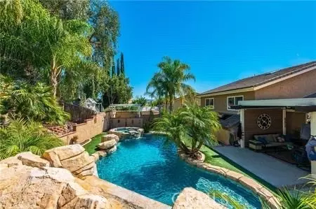 22134 Pecos Pl, Canyon Lake, CA 92587