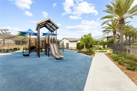 View/Area - 39490 Verbena Way, Temecula, CA 92591 photo 3 of 10